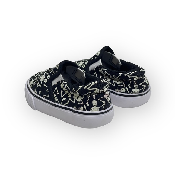 new Tommy Bahama ☠︎︎ Skeleton Print Slip On Sneakers ☠︎︎ Glow in the Dark ☠︎︎ 5 - Picture 5 of 16